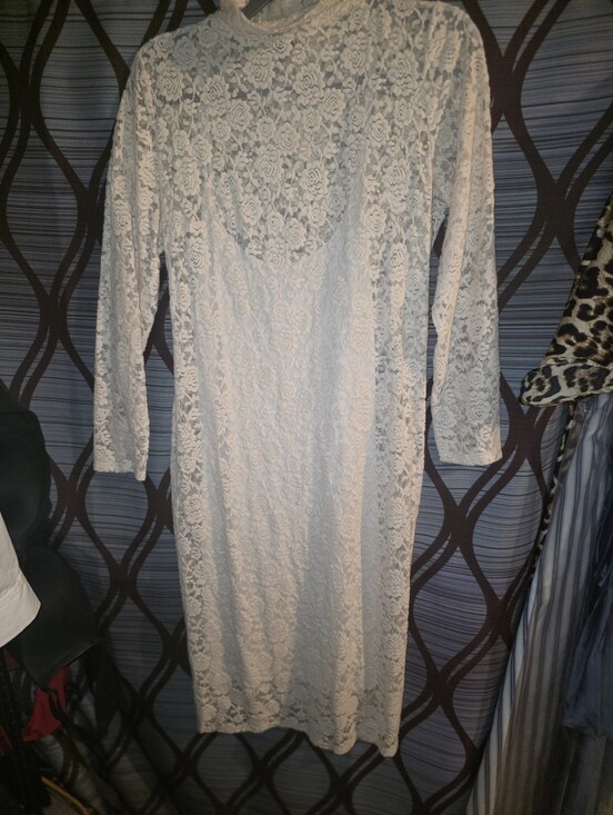 Express Dresses & Skirts - Express Cream Lace Long Sleeve Midi Dress